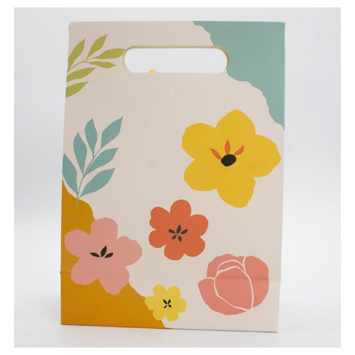 ILIKEGIFT Пакет подарочный 18 х 24 х 15 см Big flowers, yellow 94P-1467-M-3-03 Фото 4.