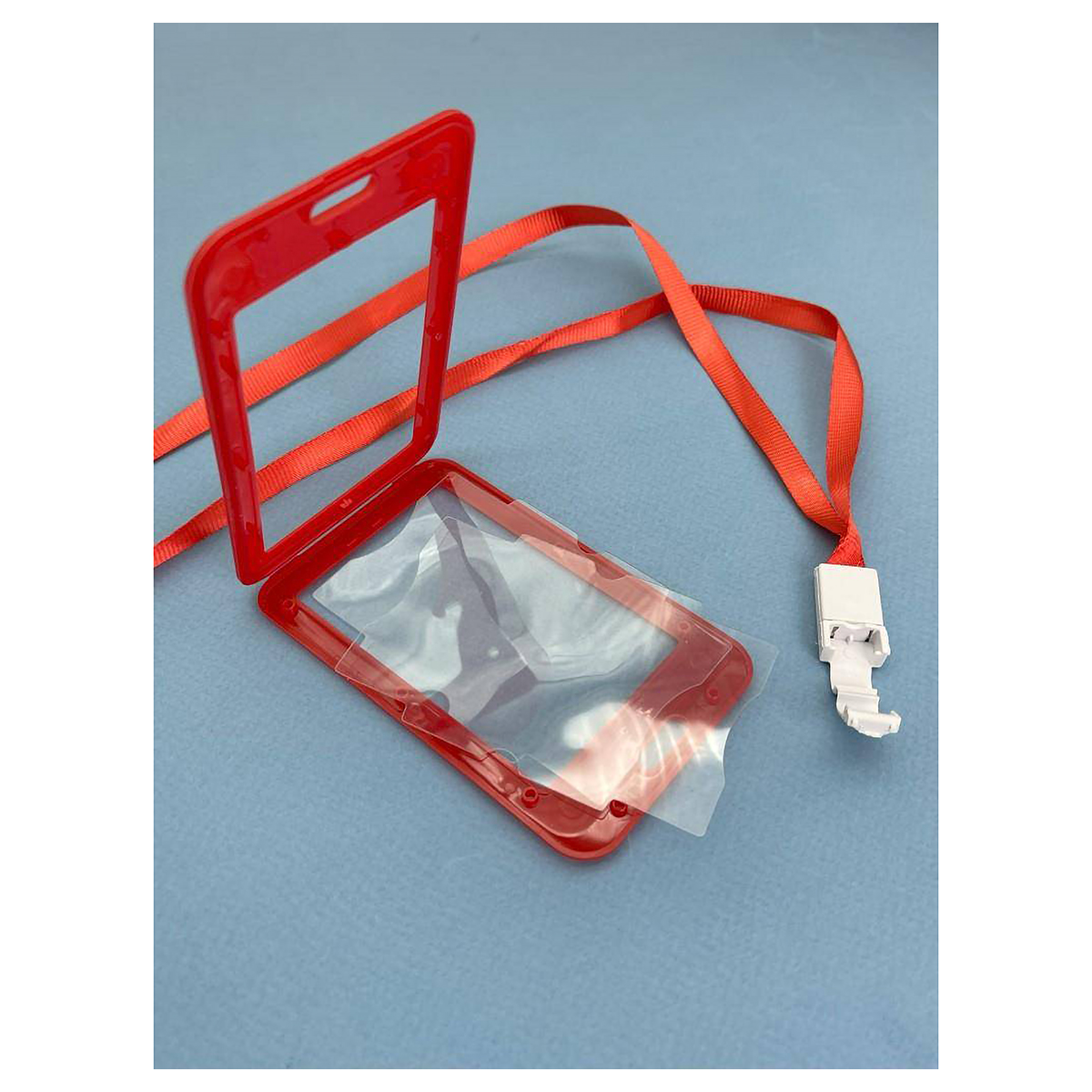 ILIKEGIFT Держатель для карт в ассорт. с шнурком Clear color, red 133-094 Фото 2.