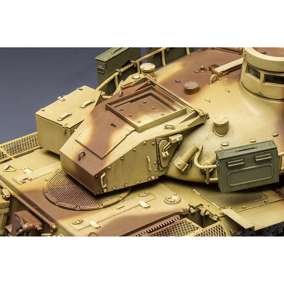 MENG TS-013 танк MAIN BATTLE TANK AMX-30B2 1/35 Фото 6.