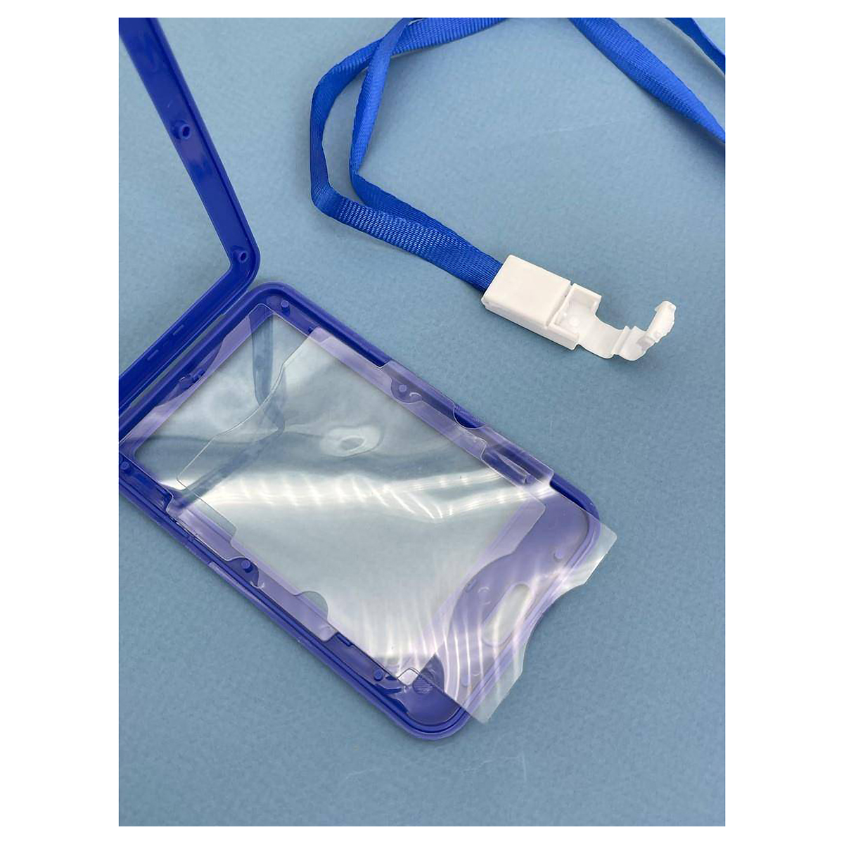 ILIKEGIFT Держатель для карт в ассорт. с шнурком Clear color, blue 133-093 Фото 2.