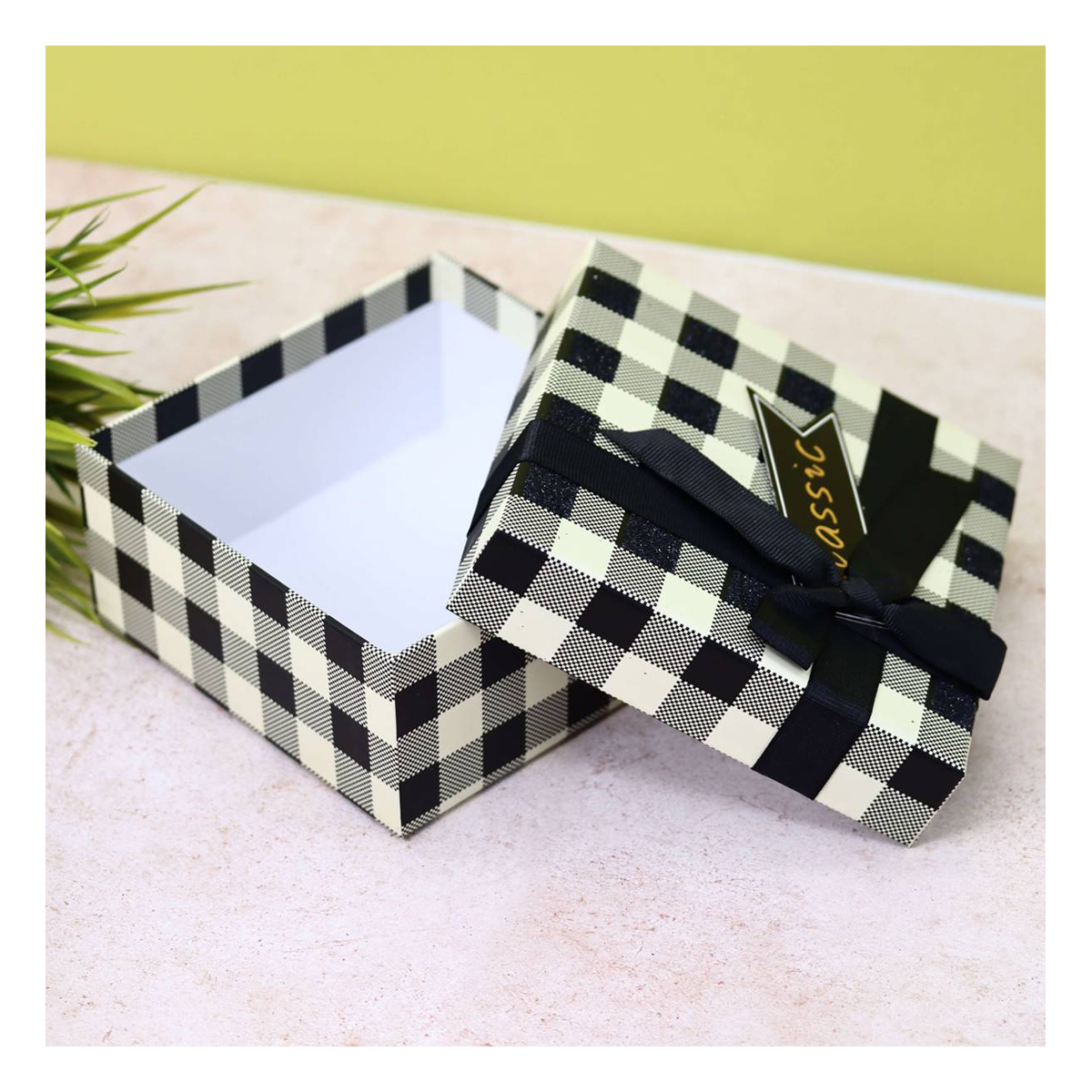 ILIKEGIFT Коробка подарочная 14 х 14 х 6.5 см Black cell TX-HZ-5049-62-01 Фото 2.