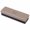 PARKER Перьевая ручка Parker Urban Premium Amethyst Pearl в подарочной коробке 0.5 мм 1906860 серебристый корпус цвет чернил: синий Фото 3.