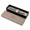 PARKER Parker ручка роллер Parker IM Premium Vacumatic Emerald Pearl CT в подарочной коробке 0.5 мм 1906735 Зеленый корпус цвет чернил: синий Фото 4.