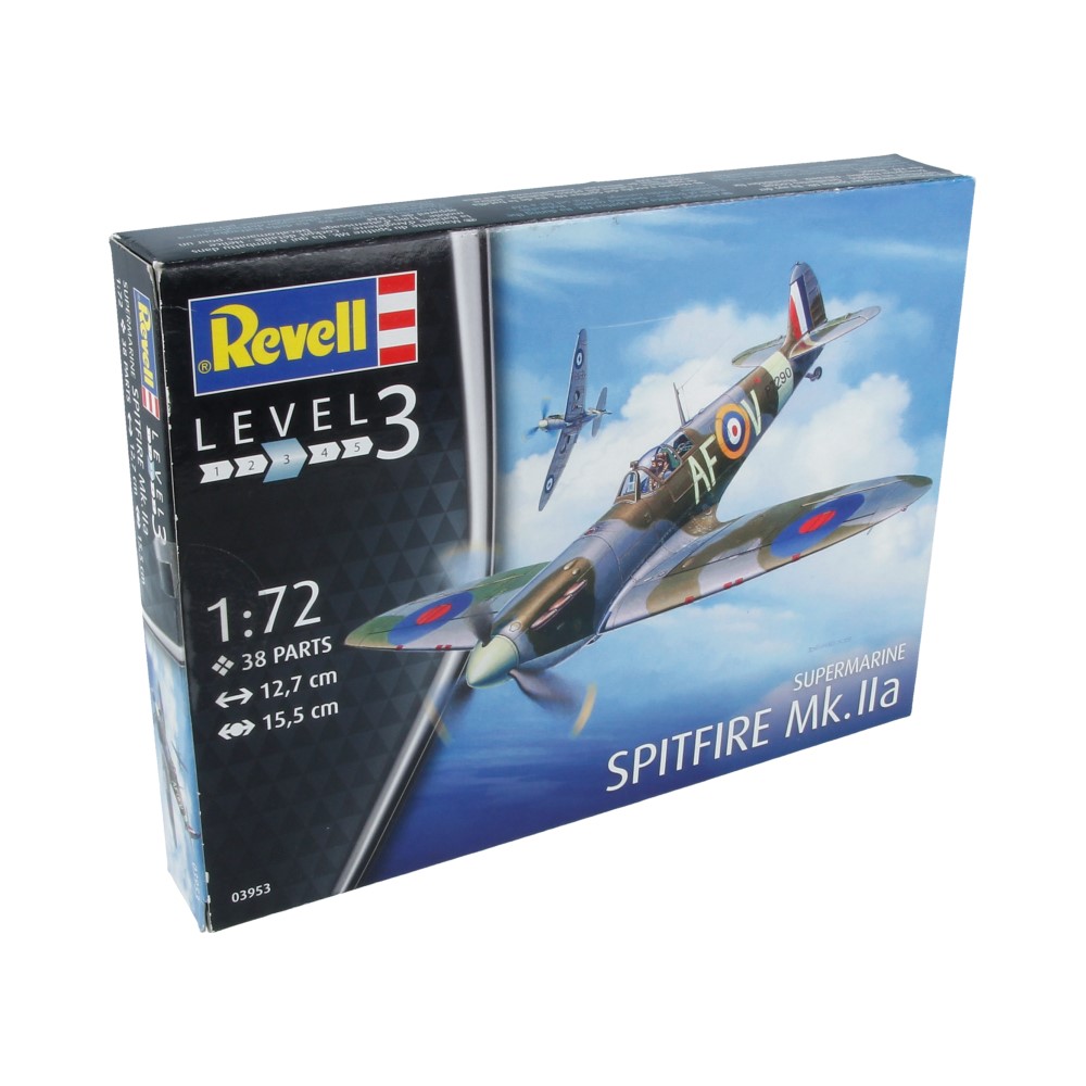 Revell 03953 Модель сборная Истребитель Spitfire Mk.Iia 1/72 Фото 1.