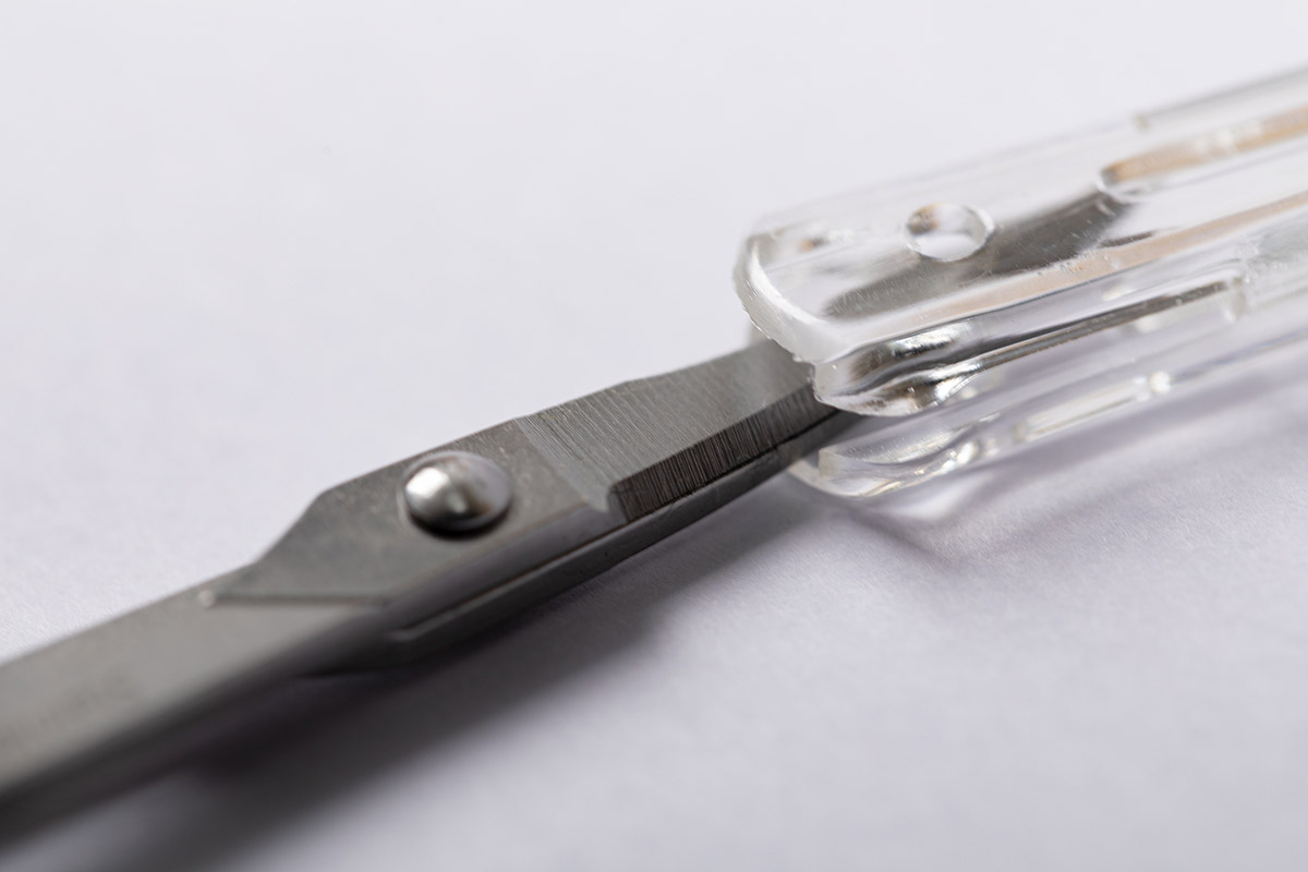 Ножницы Gamma ROS-04 для рукоделия в блистере 89 мм с прорезиненными ручками Фото 10.