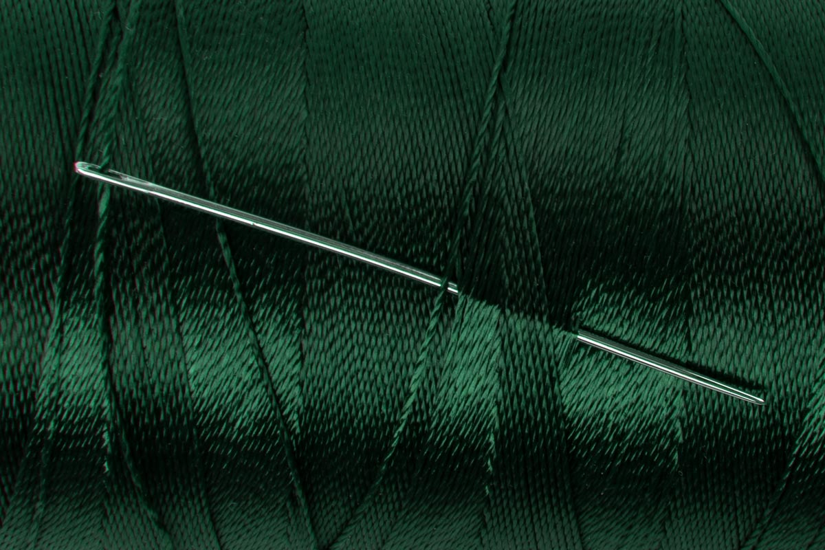 Нитки 300D/3 Gamma / Micron обувные 1000 я 912 м №225 т.зеленый Фото 7.