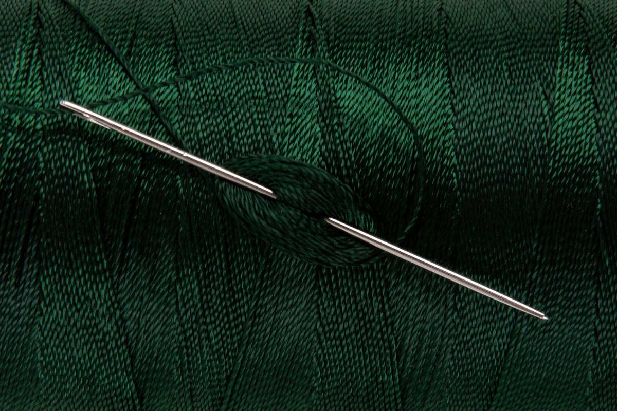 Нитки 300D/3 Gamma / Micron обувные 1000 я 912 м №225 т.зеленый Фото 8.