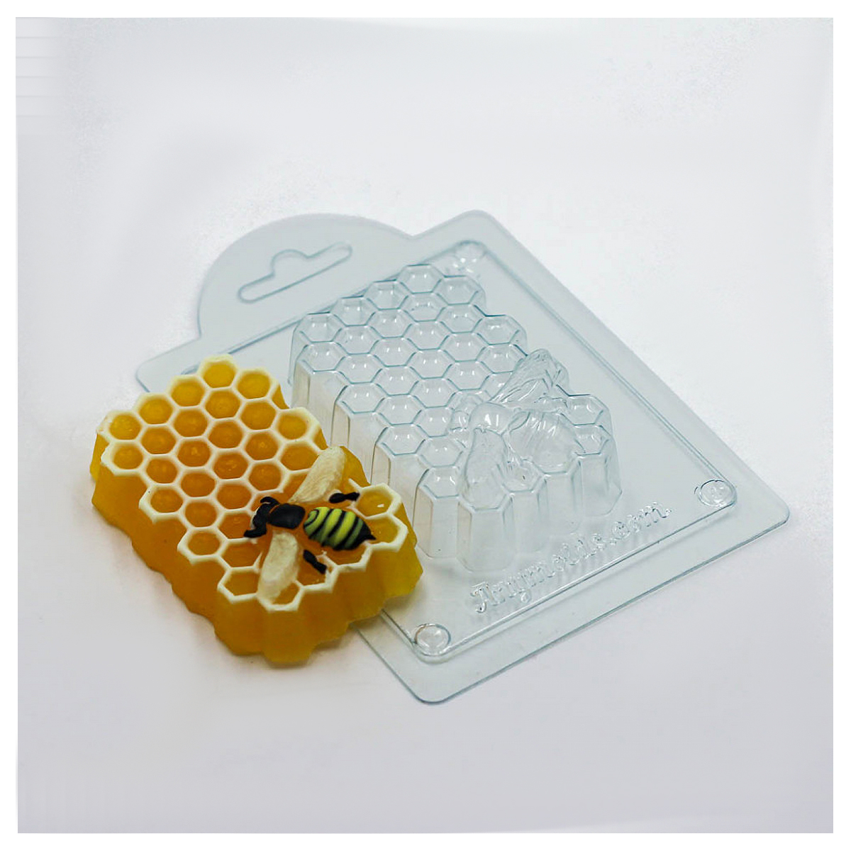 AnyMolds Форма пластиковая для мыла ПЭТ Маленькая пчелка на сотах Фото 1.